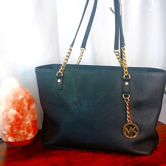 Authentic Michael Kors Black East West Jetset Collection Travel Tote 38S6XTCT3L - Picture 1 of 16